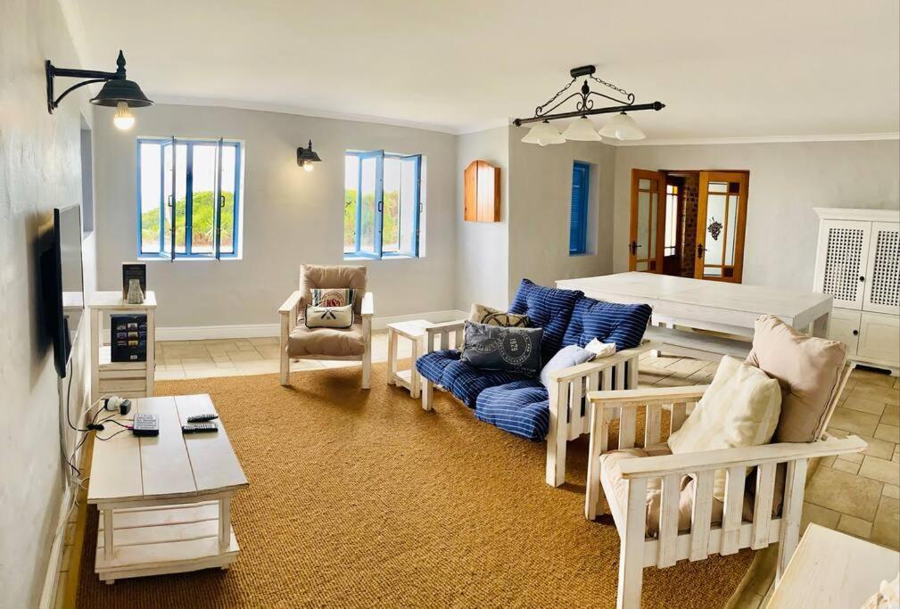 Casa Balena - Gansbaai Seafront Accommodation, Back-Up Power Exteriér fotografie